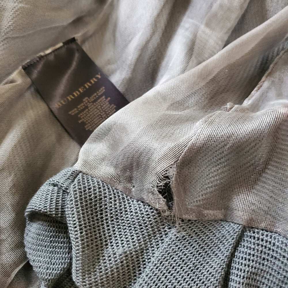 Burberry Zip Puff Sleeve Top - Picture 5 of 7